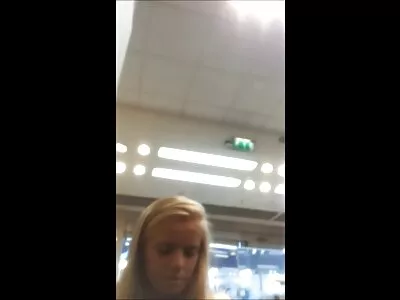 Японец се отпуска на дивана със klip porno стройната любовница Мей Асо