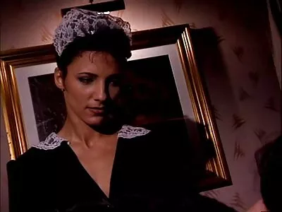 Европейската MILF Франческа Джеймс има страстен анален секс на порни клипове публични места